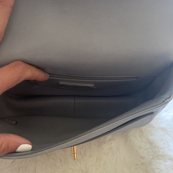 Chanel quilted lambskin leather handbag - Picture 6 of 13